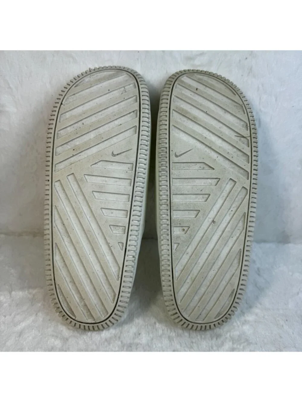 Nike Women's Slip On Calm Slides Open Toe Sandals M8/W9 Lightweight Rubber Sole